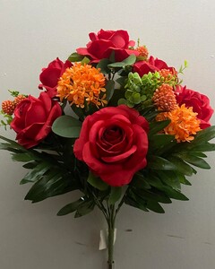Роза с хрезантемою пластик Д-279