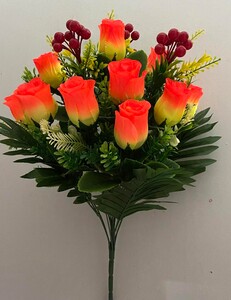 Бутон атласний с ягодою с папаратью